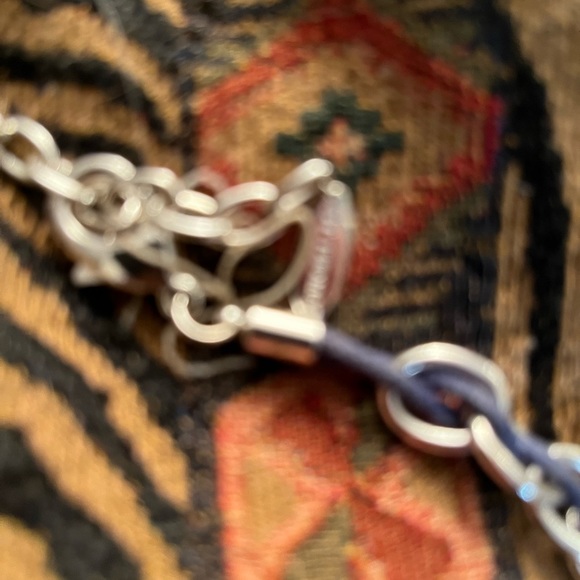 St.Thomas blue sapphire & silver beaded necklace may have matching elastic ring - Picture 7 of 9